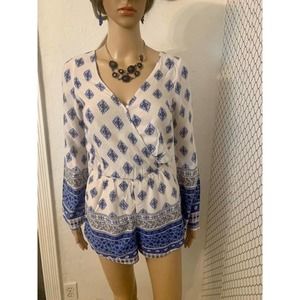 mimi chica Blue and white paisley romper Women size XS